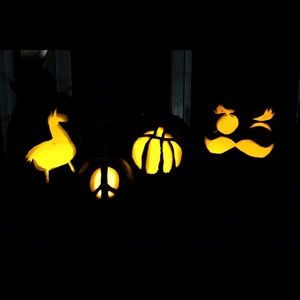 Meet your Posher, Claudia